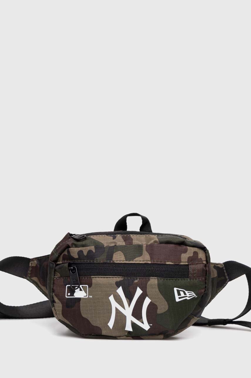 

Сумка на пояс New Era цвет зелёный NEW YORK YANKEES