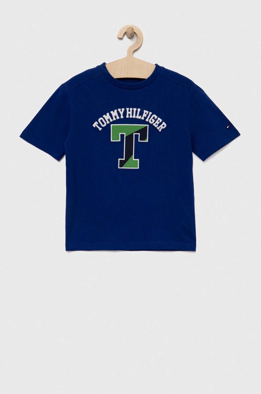 

Дитяча бавовняна футболка Tommy Hilfiger колір синій з аплікацією
