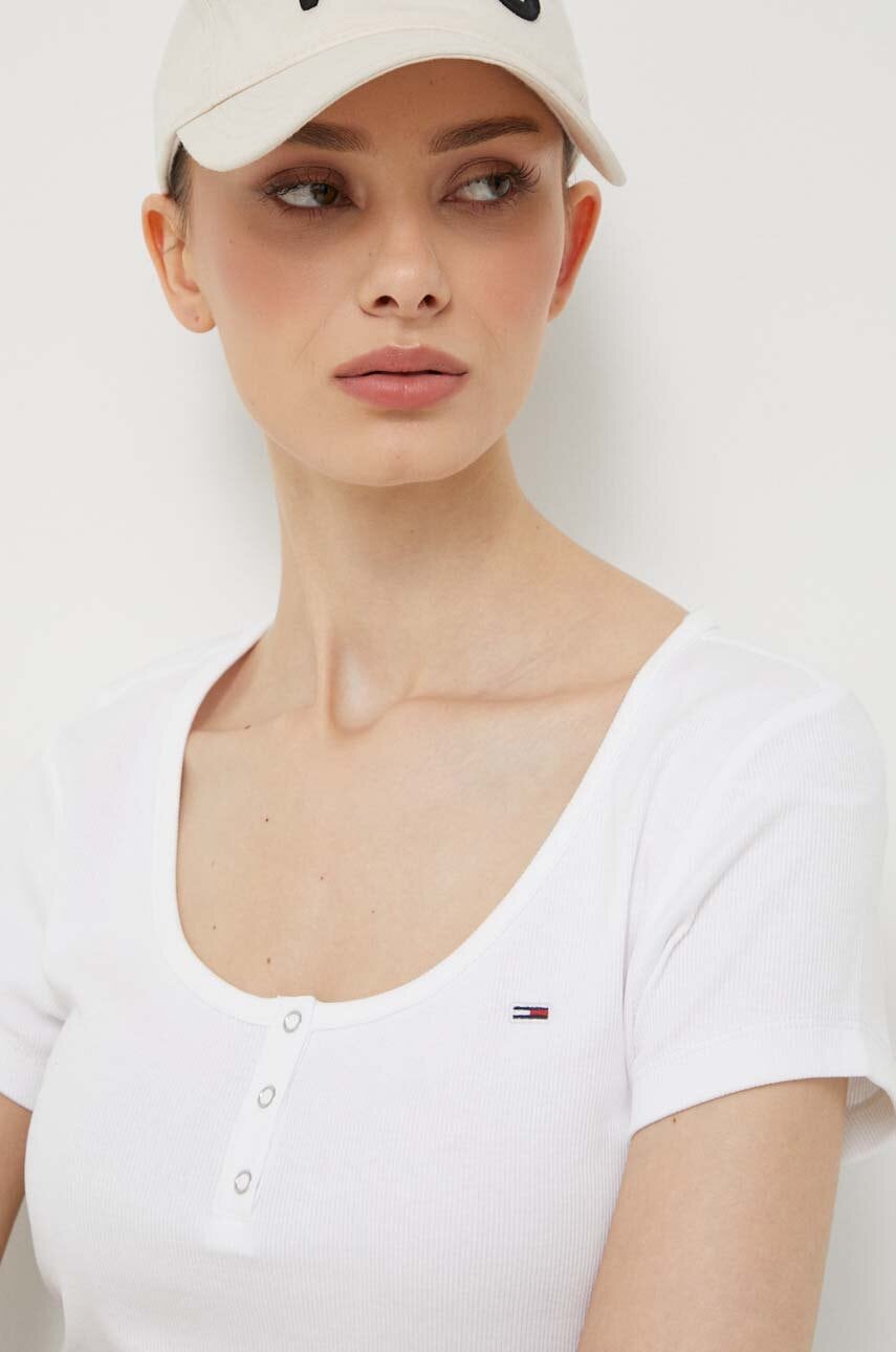 

Тениска Tommy Jeans в бяло, Бял