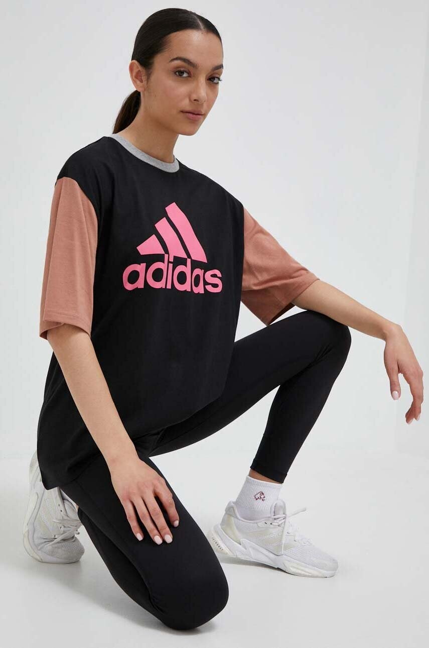 

Бавовняна футболка adidas колір чорний