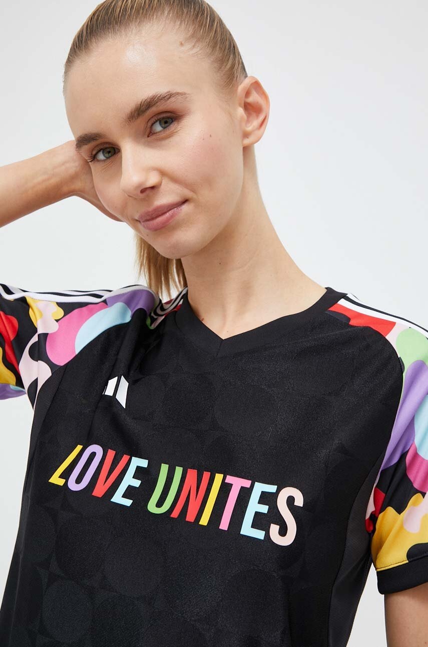 

Футболка для тренинга adidas Performance Pride Tiro цвет чёрный