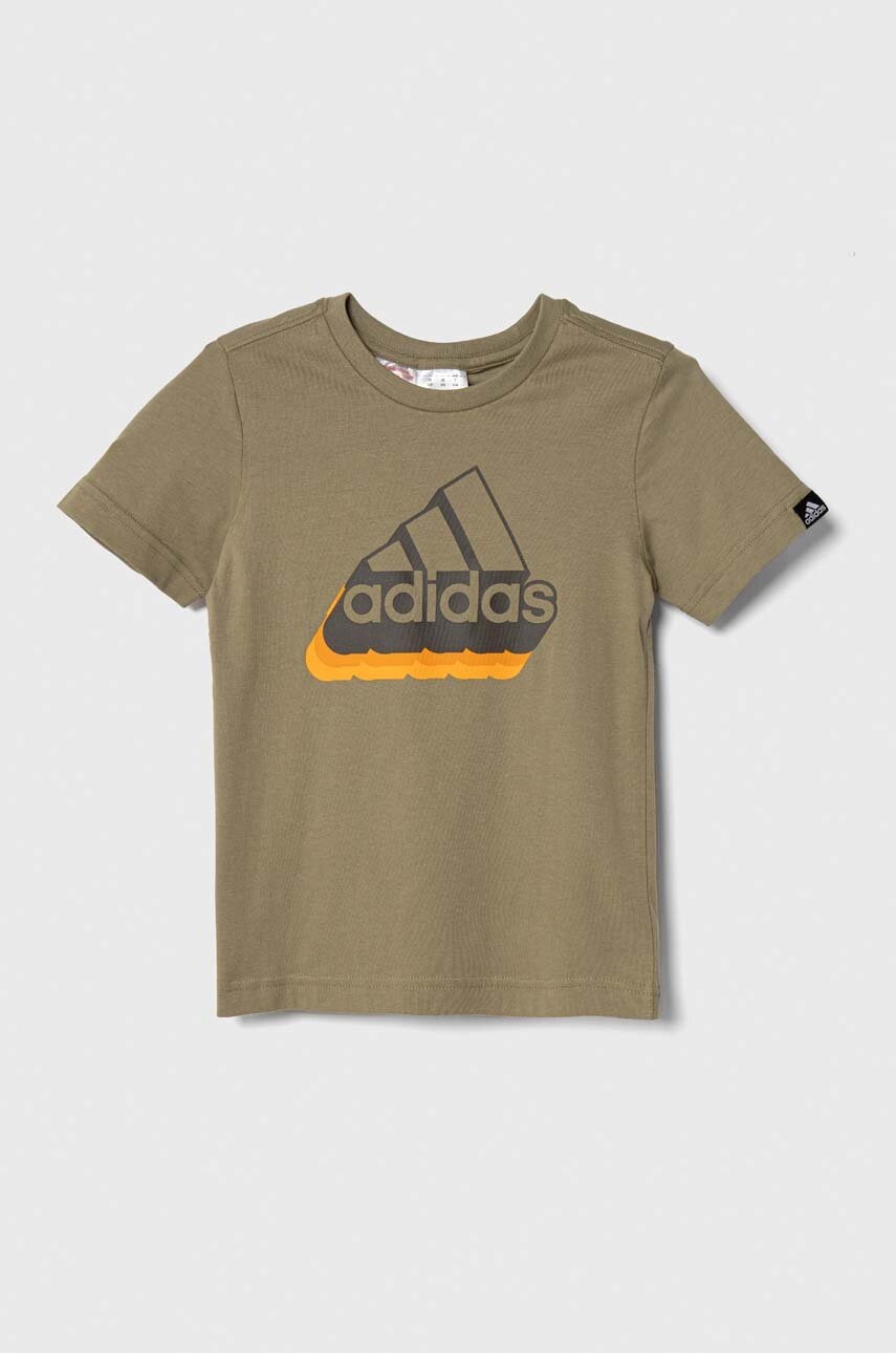 

Дитяча бавовняна футболка adidas колір зелений з принтом