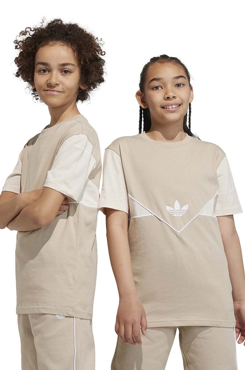 Levně Dětské bavlněné tričko adidas Originals béžová barva
