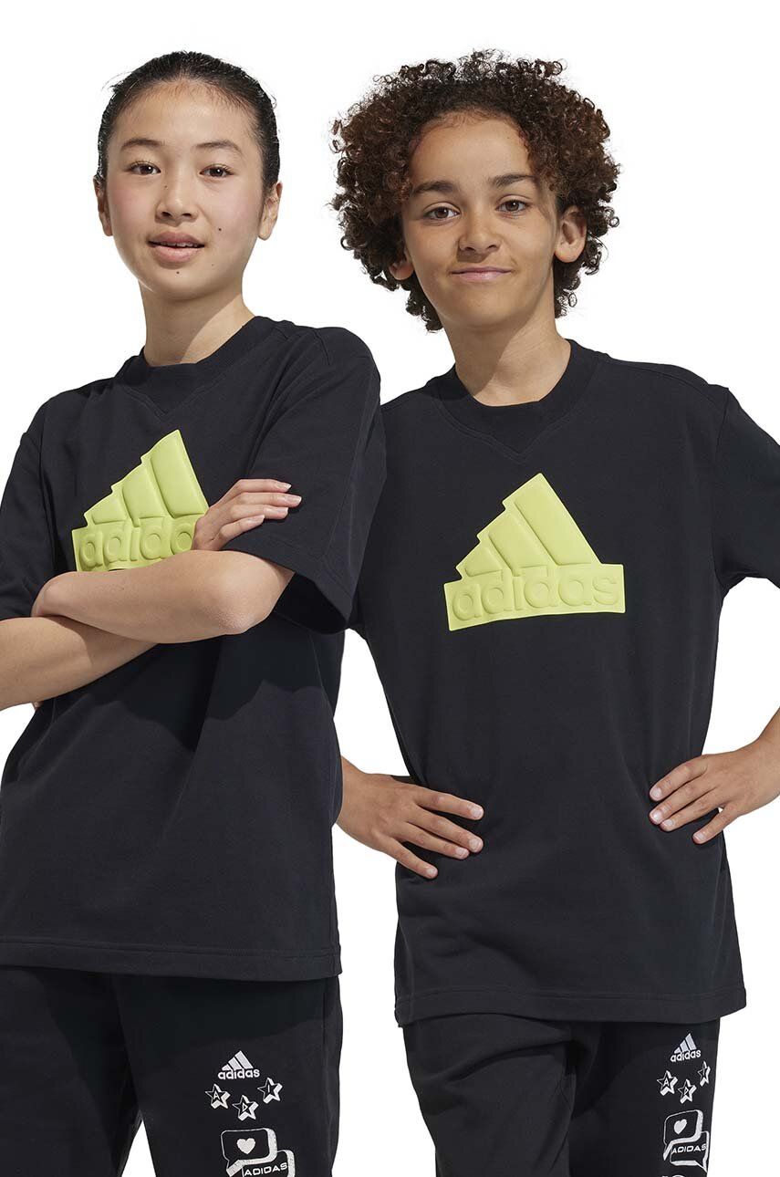 Dětské bavlněné tričko adidas černá barva, s aplikací - černá -  100 % Bavlna
