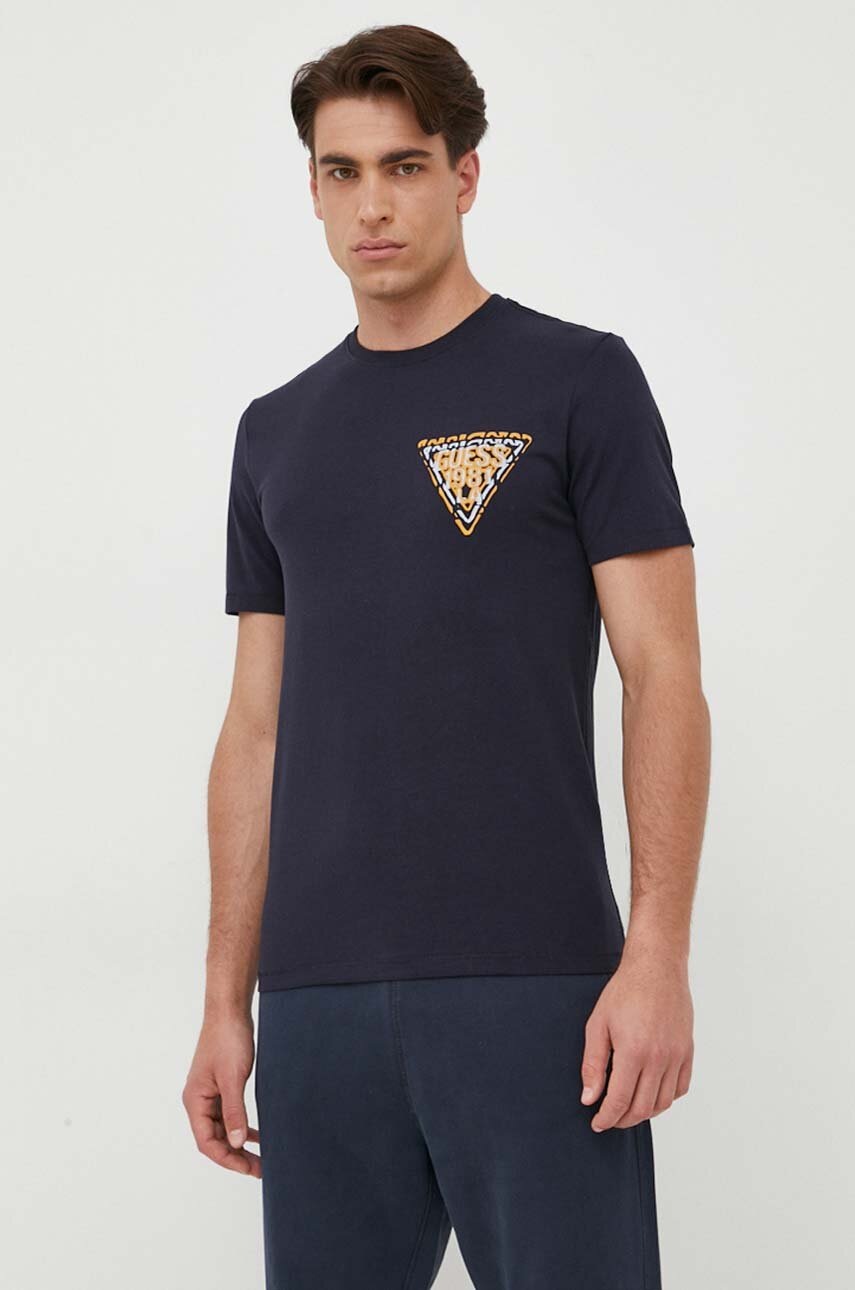 

Тениска Guess в тъмносиньо с апликация, Тъмносин