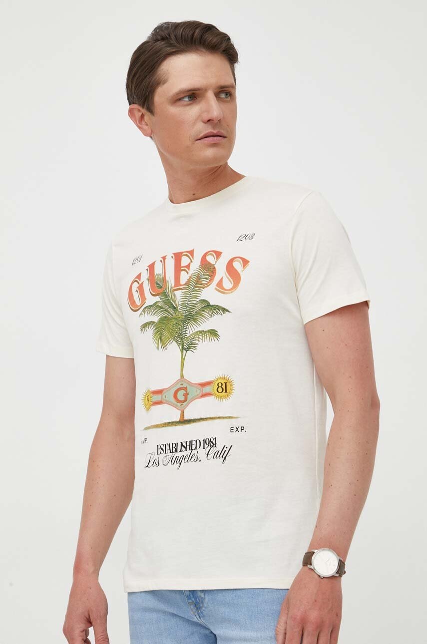 

Хлопковая футболка Guess цвет бежевый узорный