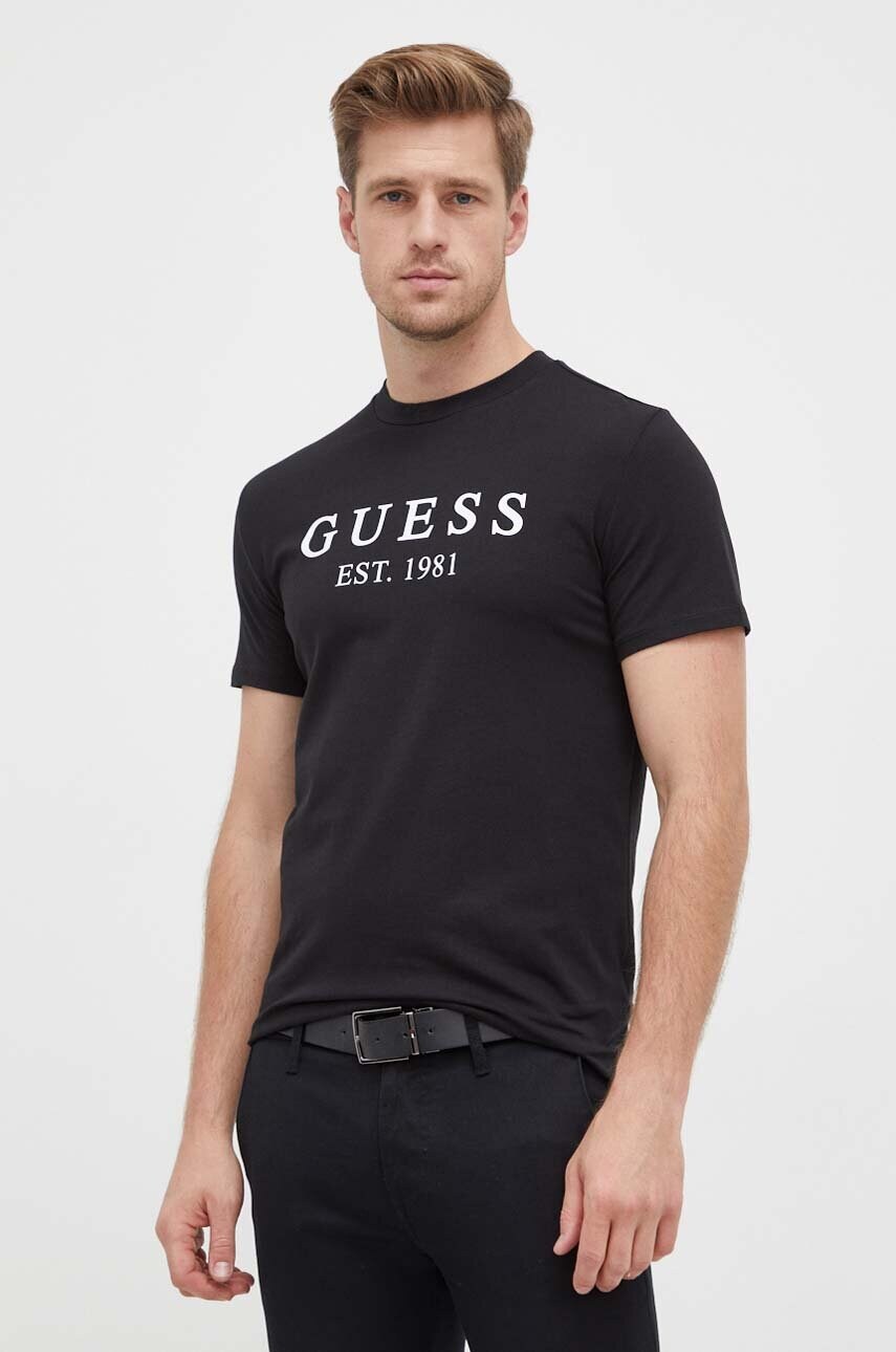 

Футболка Guess чоловічий колір чорний з принтом