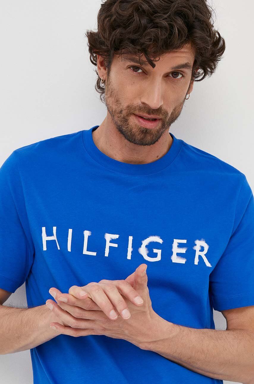 Bavlněné tričko Tommy Hilfiger s potiskem - modrá -  100 % Bavlna
