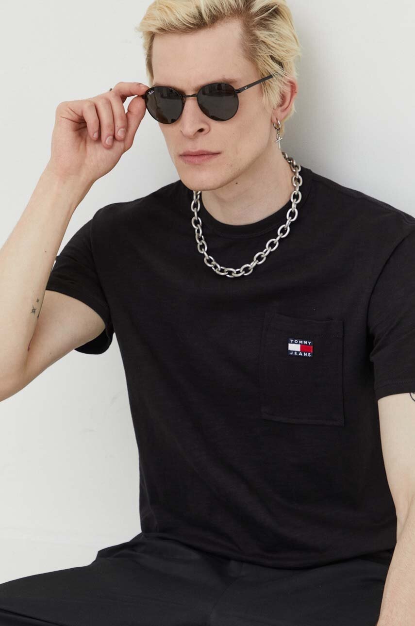 

Бавовняна футболка Tommy Jeans колір чорний однотонний