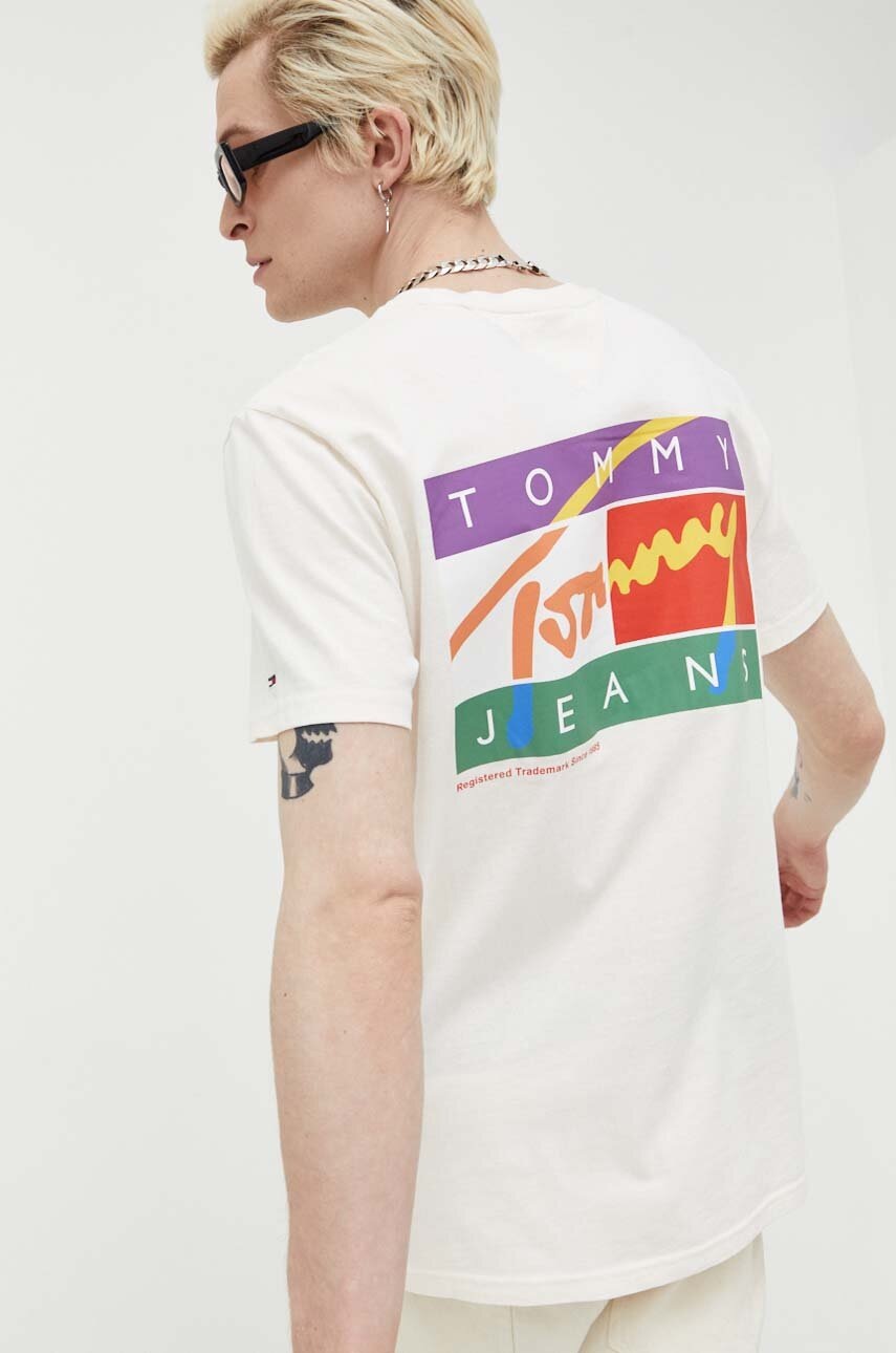 

Бавовняна футболка Tommy Jeans колір бежевий з принтом