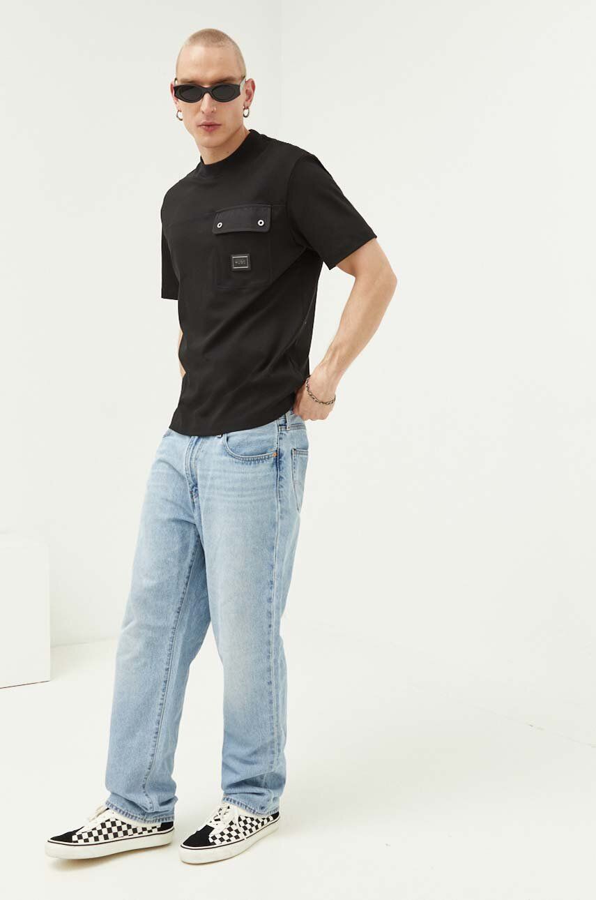 HUGO t-shirt bawełniany kolor czarny z aplikacją