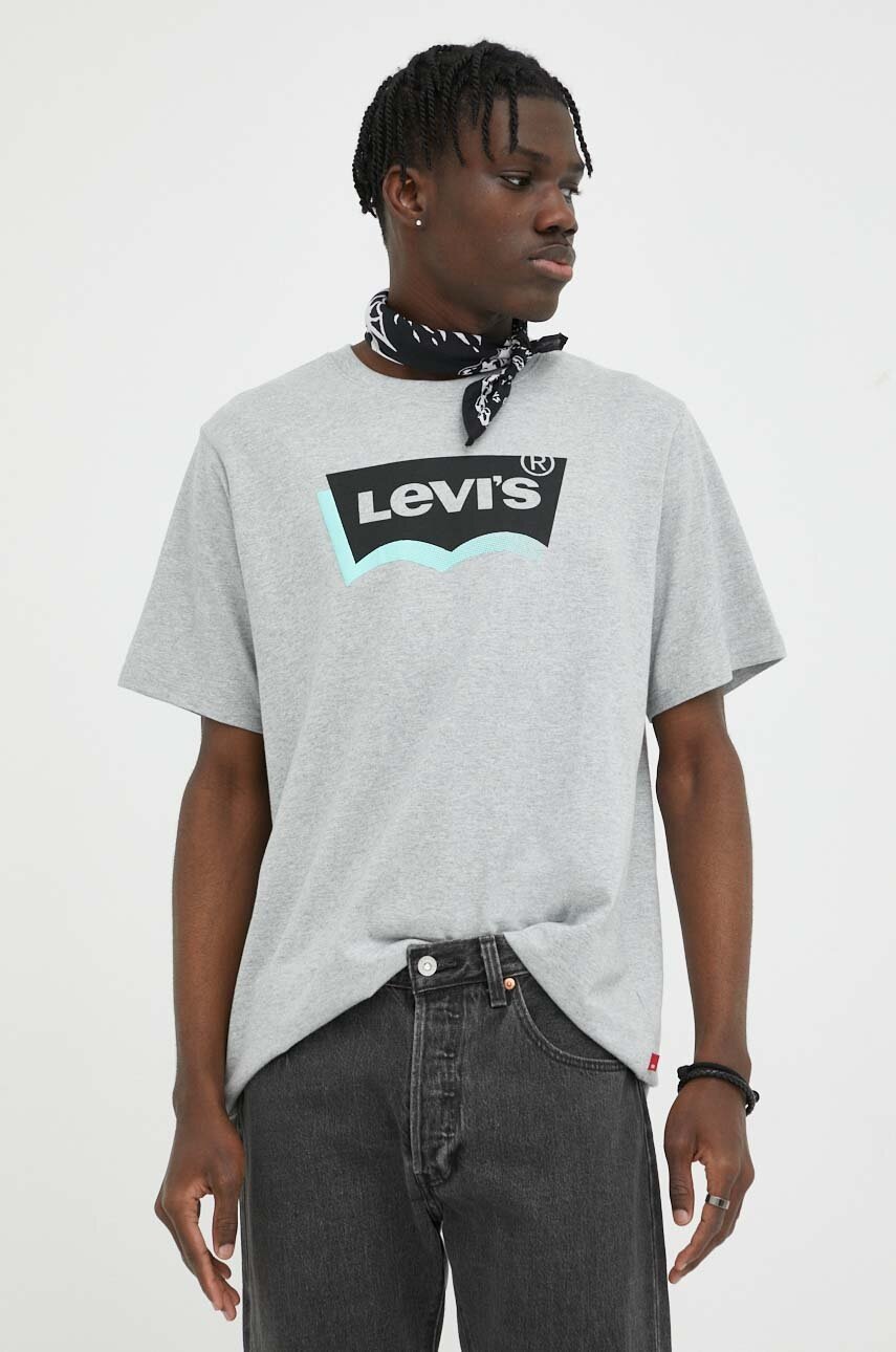 

Памучна тениска Levi's в сиво с принт, Сив