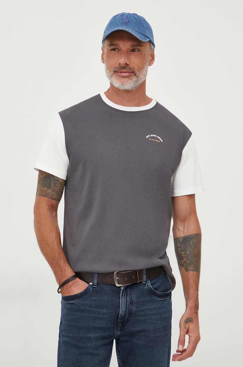 Levně Bavlněné tričko Pepe Jeans Wembley šedá barva