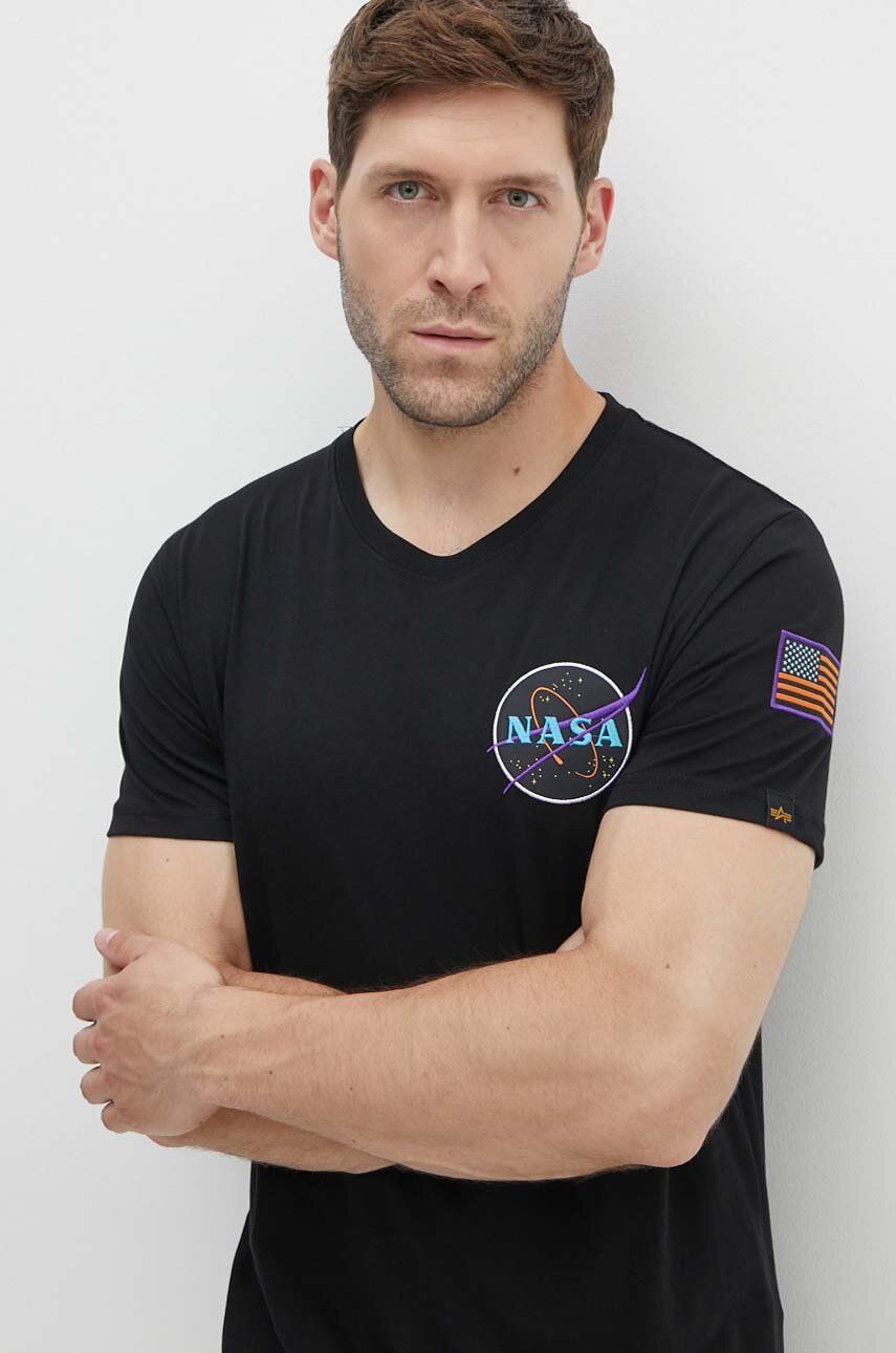Bavlněné tričko Alpha Industries Space Shuttle T černá barva, s potiskem, 176507.556 - černá - 100 %