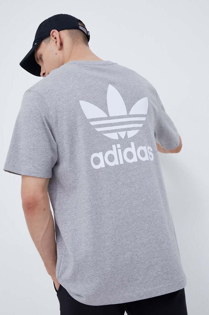 Levně Bavlněné tričko adidas Originals šedá barva, s aplikací
