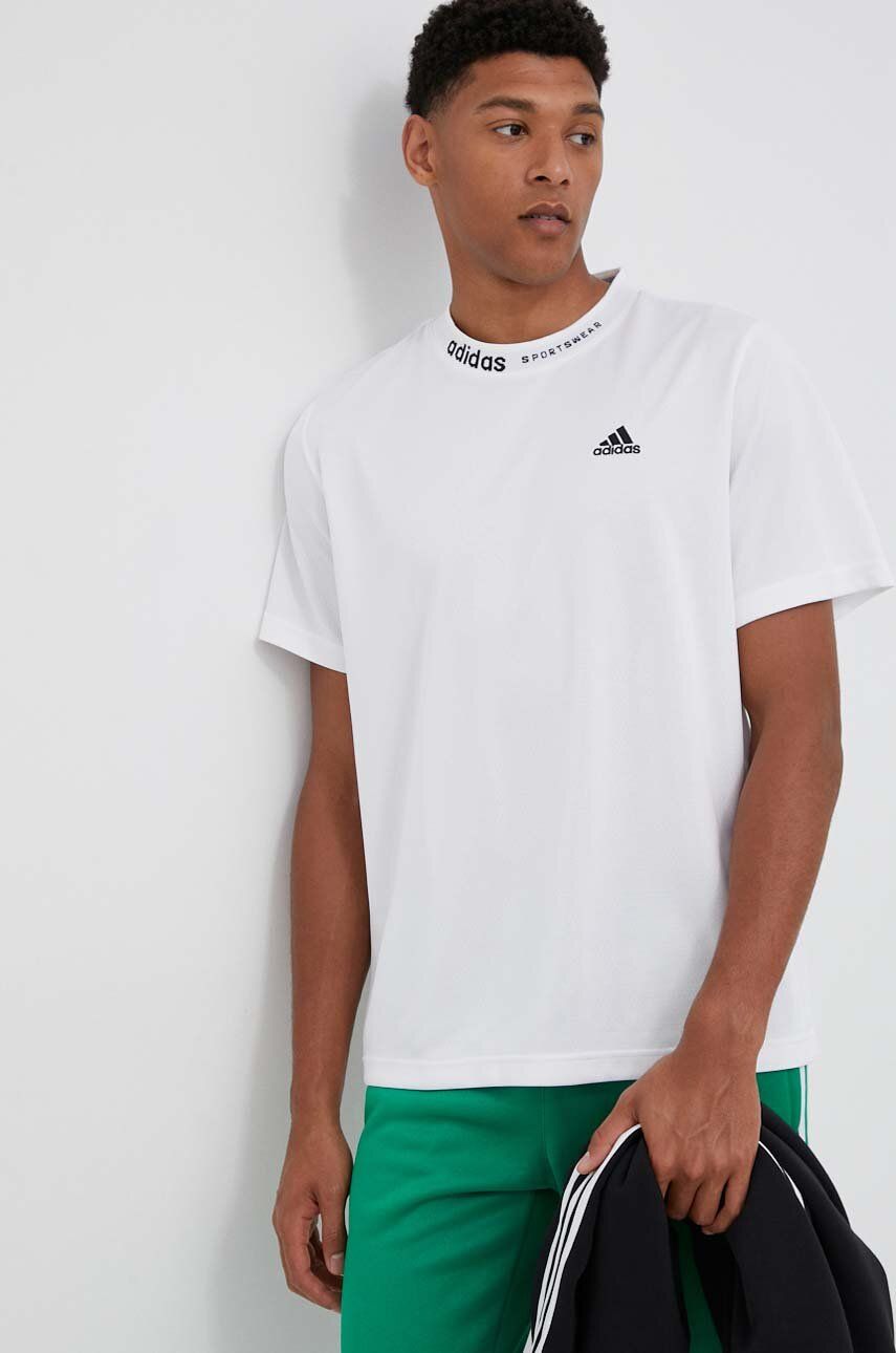 Tričko adidas bílá barva, s aplikací - bílá -  100 % Recyklovaný polyester