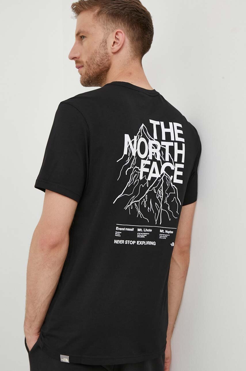 

Бавовняна футболка The North Face колір чорний з принтом