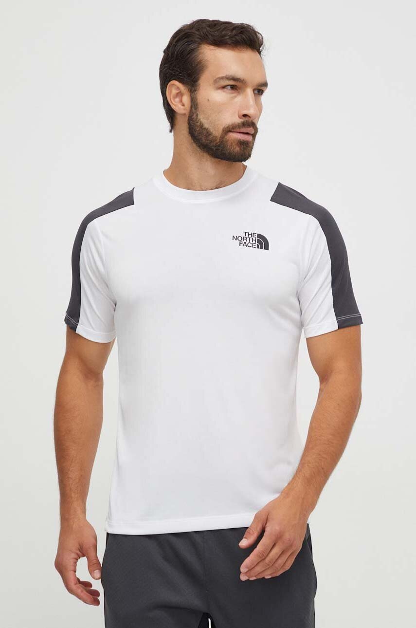 

Спортивная футболка The North Face цвет белый однотонный