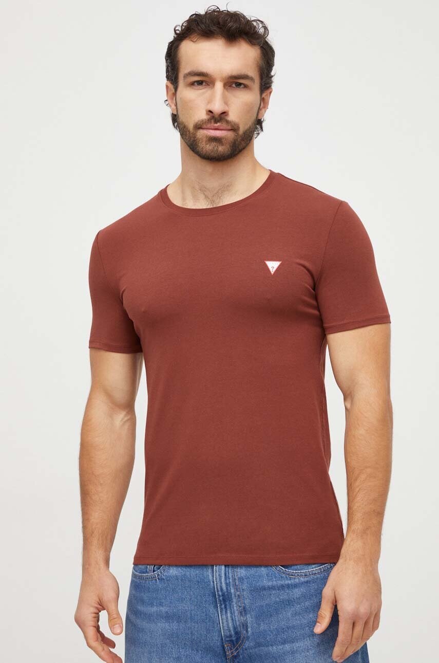 

Футболка Guess чоловічий колір коричневий однотонний