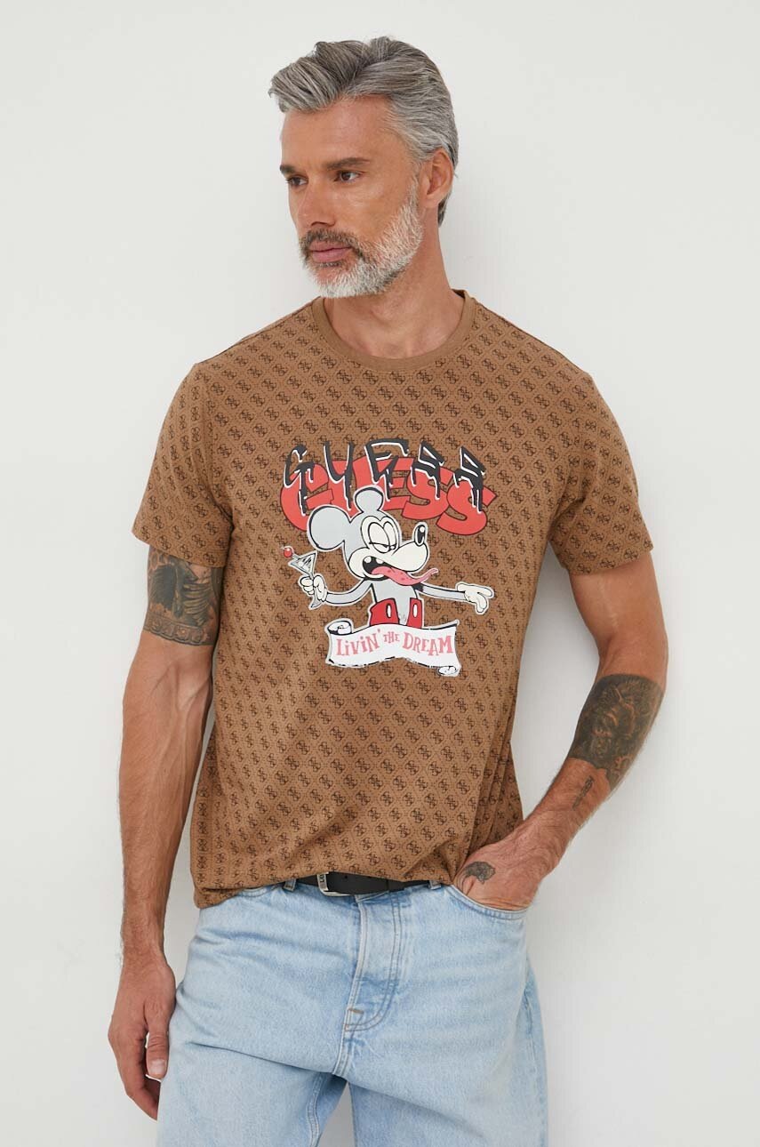 

Футболка Guess Guess x Banksy мужская цвет коричневый узорная