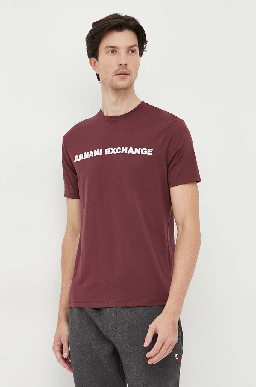Levně Bavlněné tričko Armani Exchange vínová barva, s aplikací
