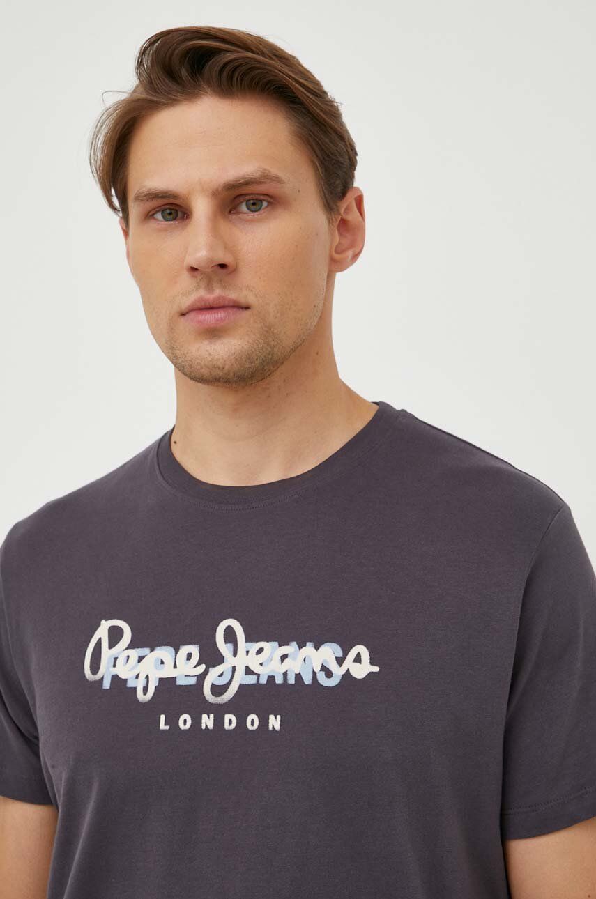 Levně Bavlněné tričko Pepe Jeans Keegan šedá barva, s potiskem