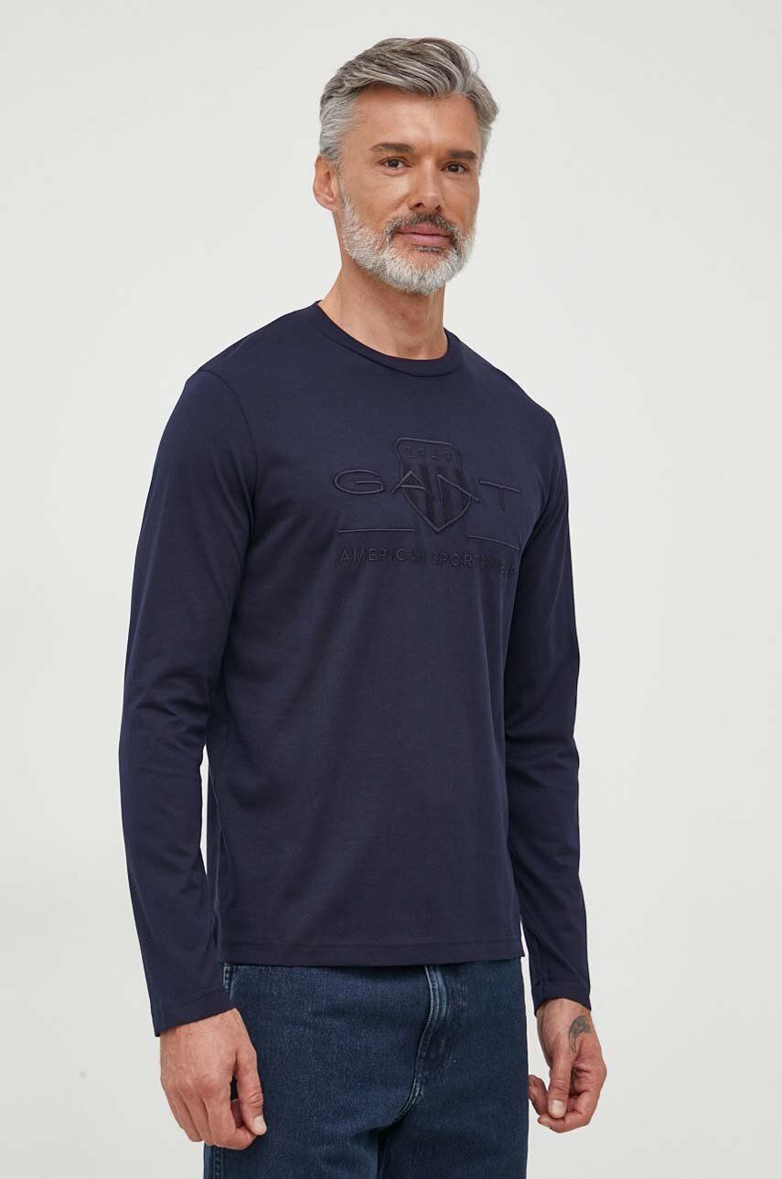 Bavlněné tričko s dlouhým rukávem Gant tmavomodrá barva, s aplikací - námořnická modř - 100 % Bavlna