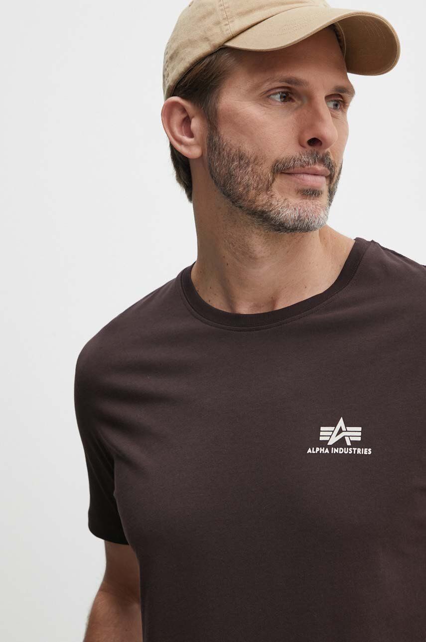 Bavlněné tričko Alpha Industries Basic T Small Logo hnědá barva, 188505.696 - hnědá - 100 % Bavlna