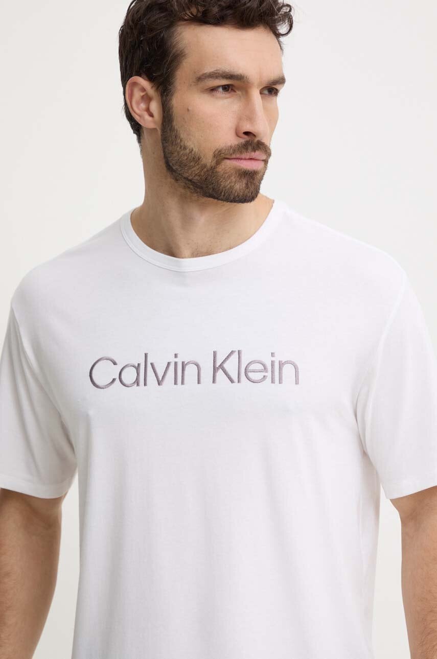 

Домашна тениска Calvin Klein Underwear в бяло с апликация 000NM2501E, Бял