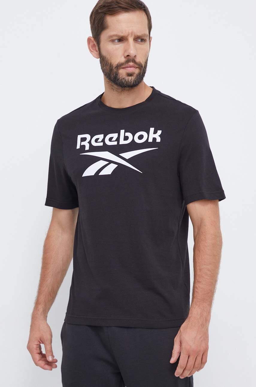 

Бавовняна футболка Reebok колір чорний з принтом
