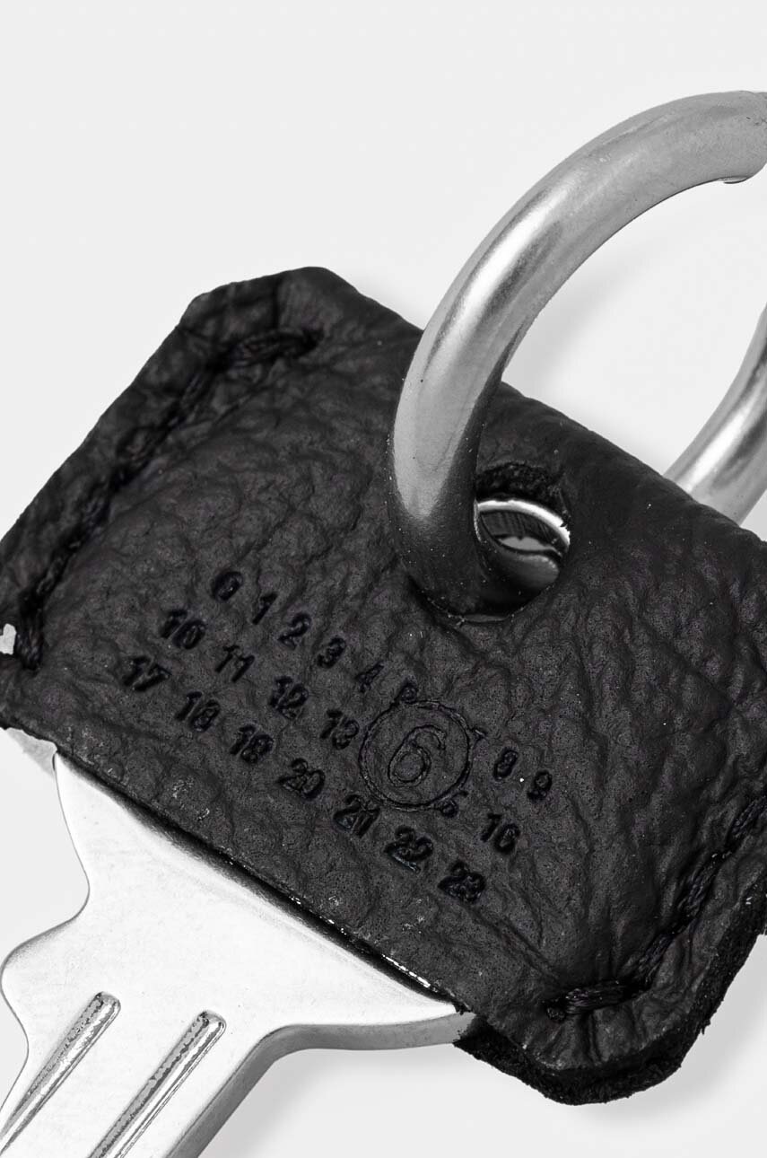 MM6 Maison Margiela fülbevaló SM7VG0069 termék 2. képe
