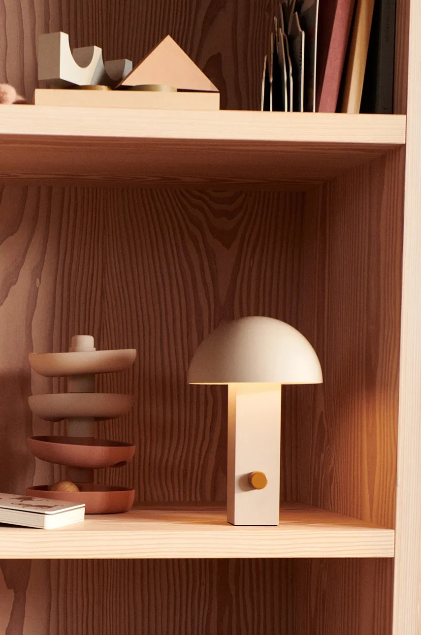

Безжична лампа Liewood Hyppolite Portable Lamp LW19291, Бежов