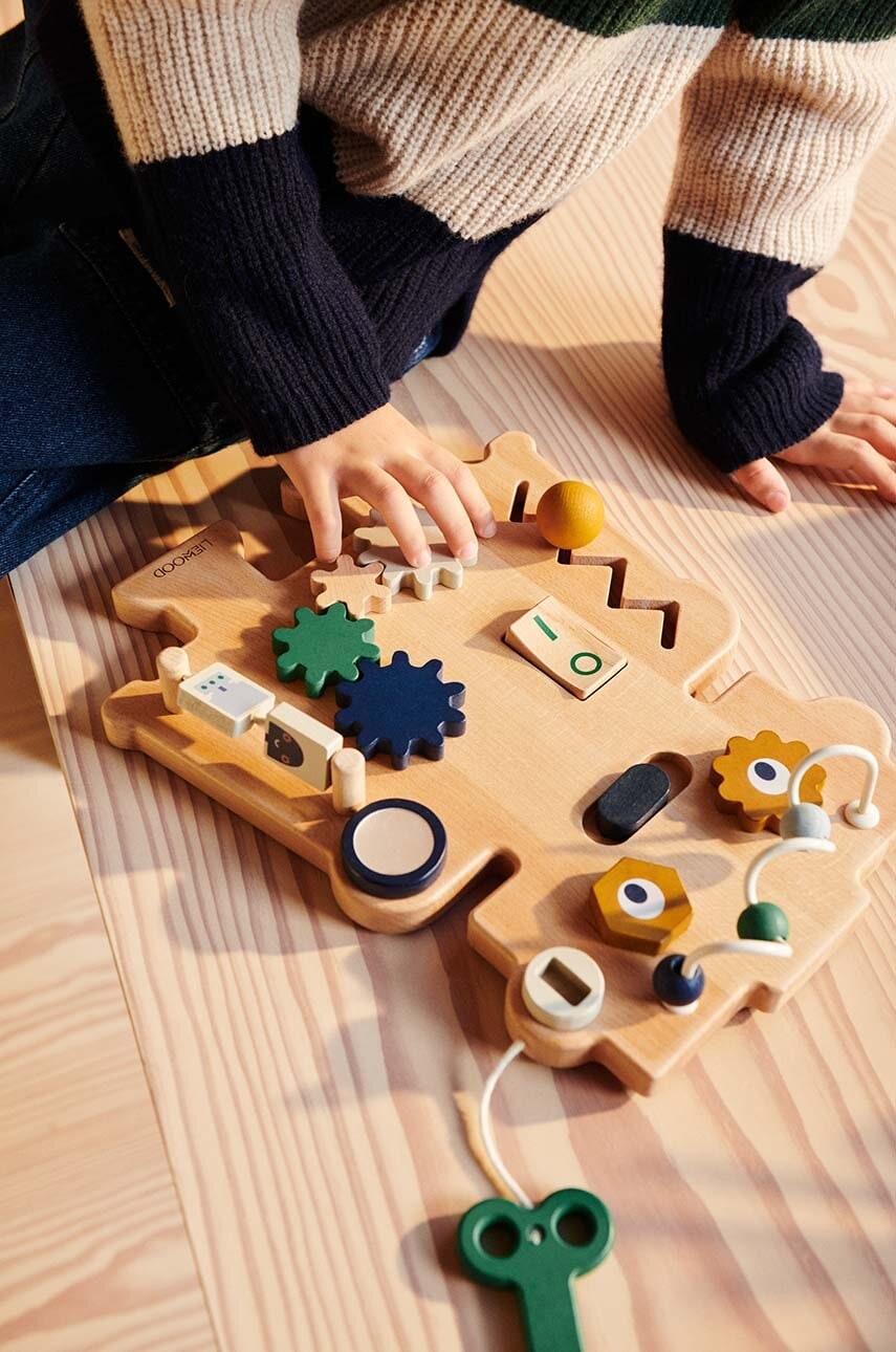 

Манипулационна дъска Liewood Carola Robot Play Board LW19304, Тъмносин