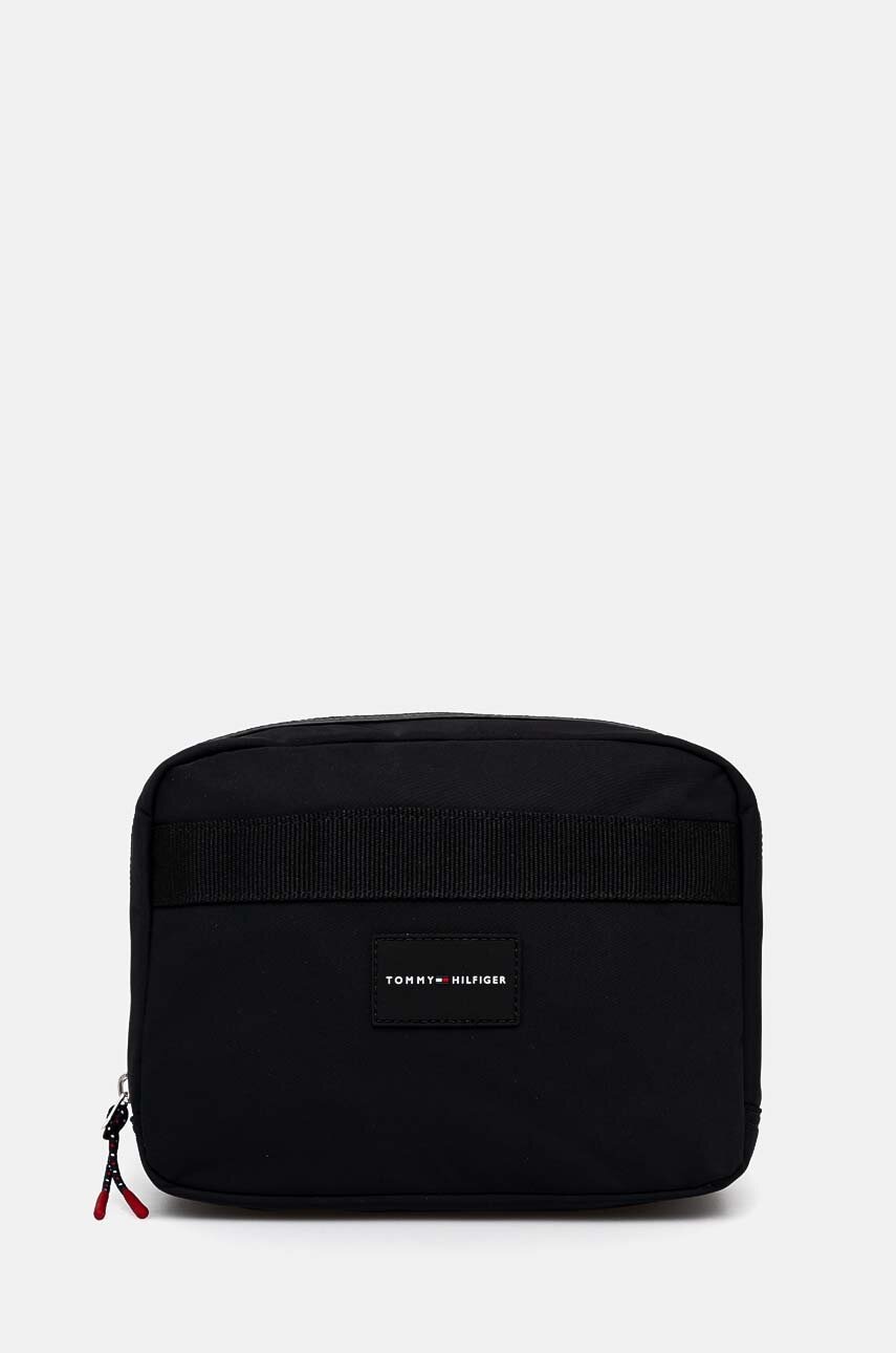 

Козметична чанта Tommy Hilfiger в черно AM0AM12597, Черен
