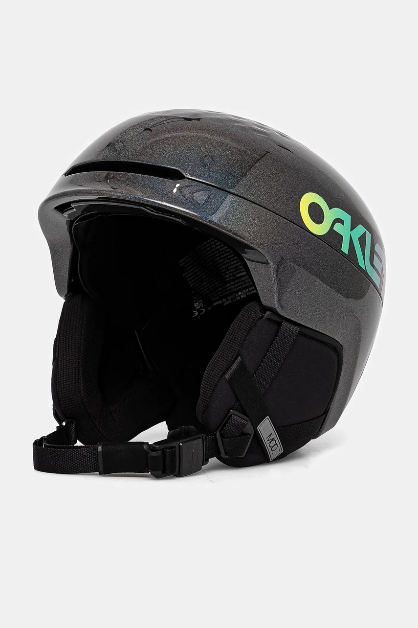 

Каска Oakley MOD 3 в черно FOS901055, Черен