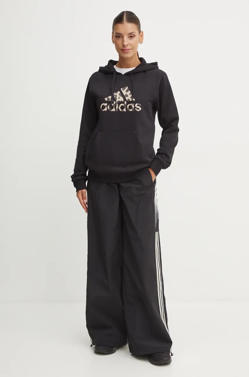 Кофта adidas женская цвет чёрный с капюшоном с принтом IW5152