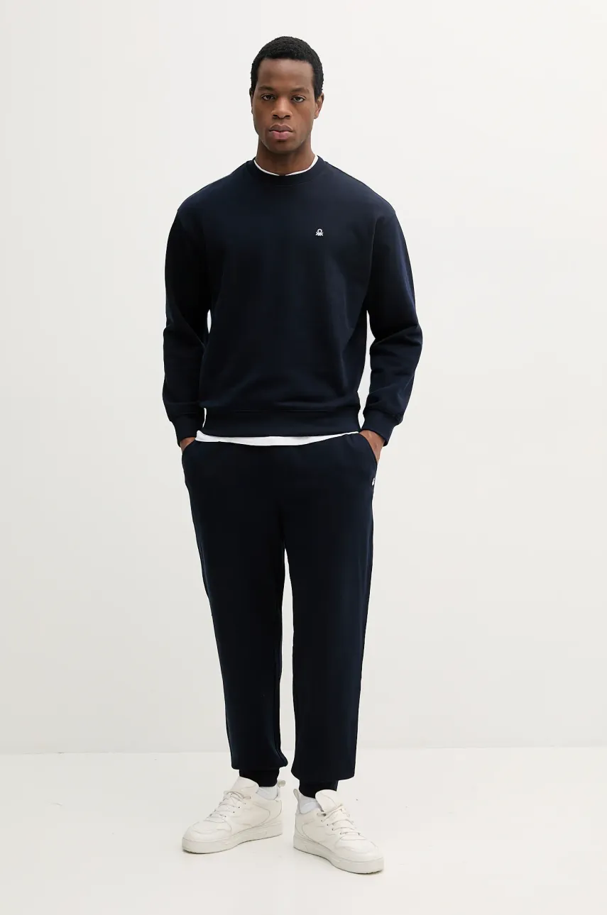 Хлопковая кофта United Colors of Benetton мужская однотонная 342ZU1093 Хлопковая кофта United Colors of Benetton мужская однотонная 342ZU1093