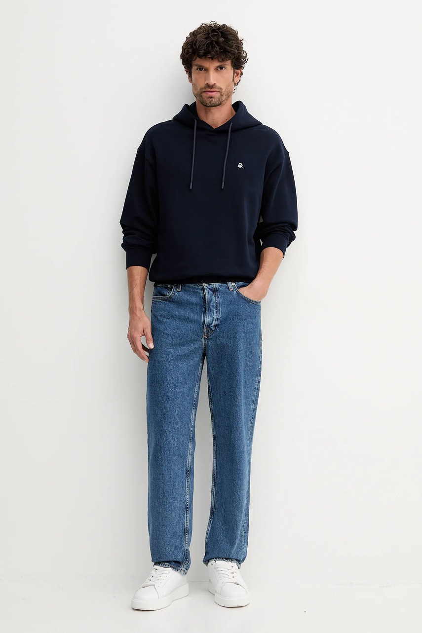 Хлопковая кофта United Colors of Benetton цвет чёрный с капюшоном однотонная 342ZU201K