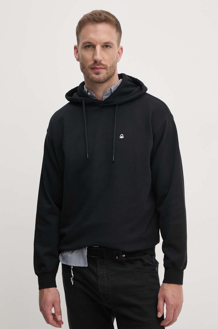 United Colors of Benetton hanorac de bumbac barbati, culoarea negru, cu glugă, neted, 342ZU201K