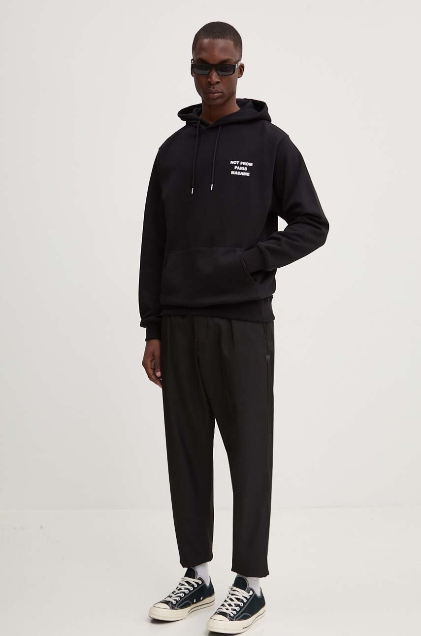 Βαμβακερή μπλούζα Drôle de Monsieur Le Hoodie Slogan χρώμα: μαύρο, με κουκούλα, PERM-HO162-CO127-BL φωτογραφία