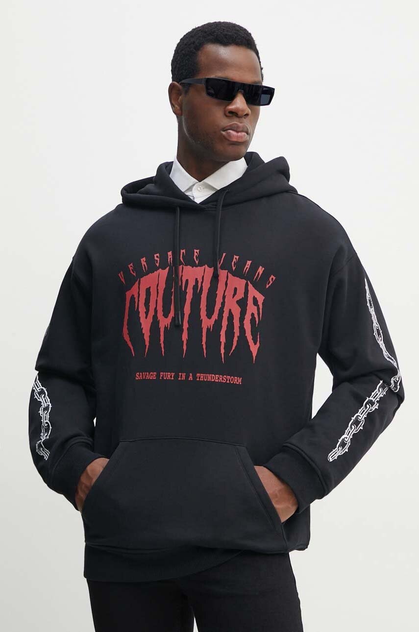 Versace Jeans Couture hanorac de bumbac barbati, culoarea negru, cu glugă, cu imprimeu, 77GAIE00 CF02E Versace Jeans Couture hanorac de bumbac barbati, culoarea negru, cu glugă, cu imprimeu, 77GAIE00 CF02E