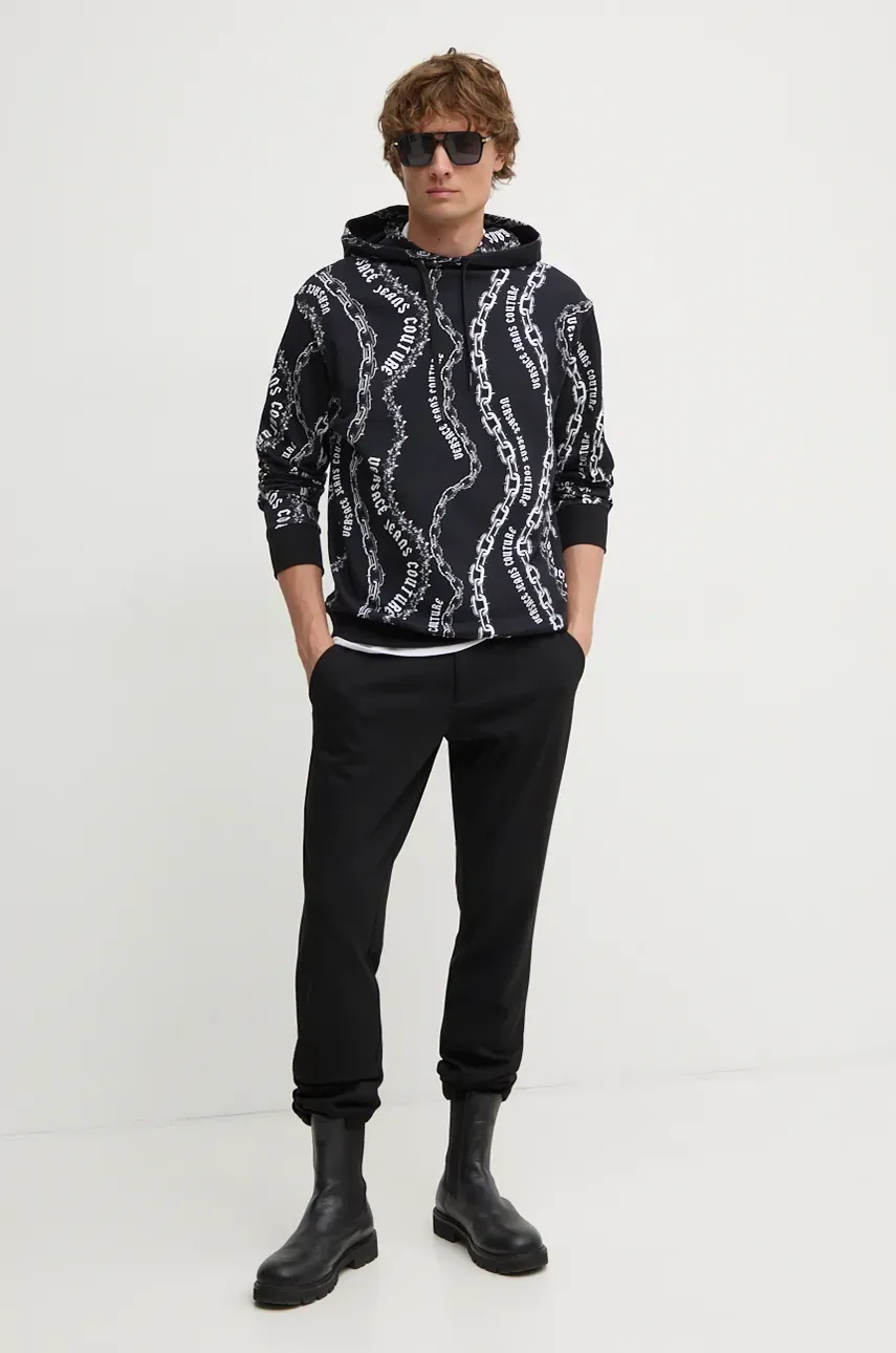 Хлопковая кофта Versace Jeans Couture мужская цвет чёрный с капюшоном узор 77GAI3H0 FS160 Хлопковая кофта Versace Jeans Couture мужская цвет чёрный с капюшоном узор 77GAI3H0 FS160