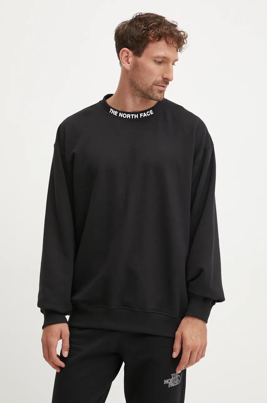 

Памучен суичър The North Face Zumu Crew в черно с принт NF0A89FHJK31, Черен