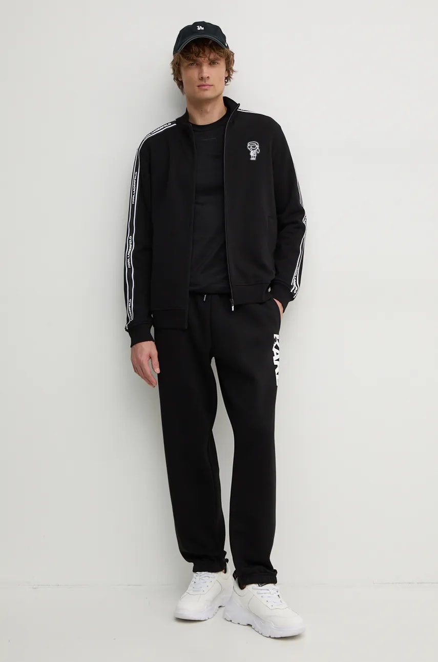 Кофта Karl Lagerfeld мужская цвет чёрный с аппликацией 544910.705026 Кофта Karl Lagerfeld мужская цвет чёрный с аппликацией 544910.705026