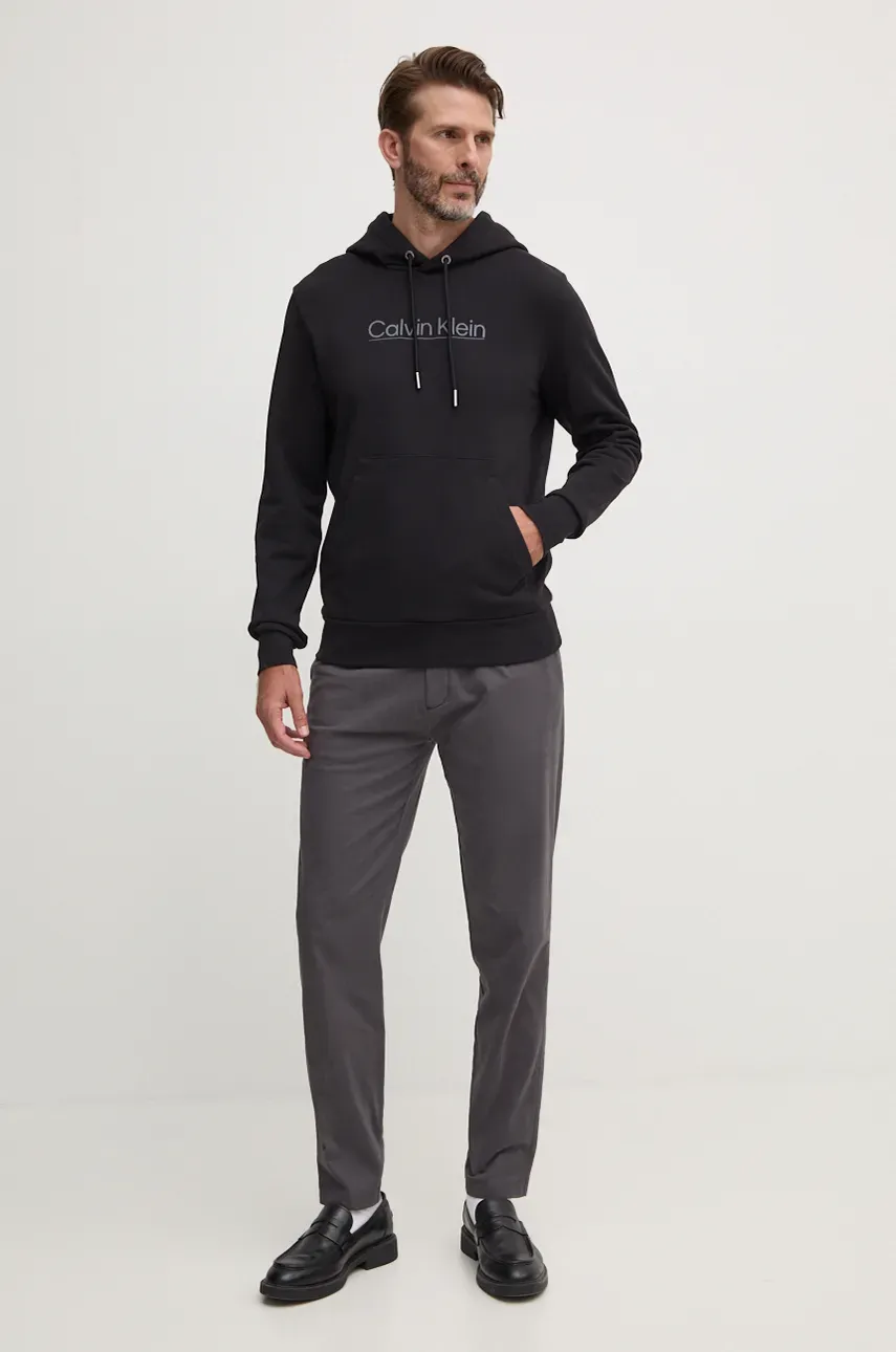 Хлопковая кофта Calvin Klein мужская цвет чёрный с капюшоном с принтом K10K113576 Хлопковая кофта Calvin Klein мужская цвет чёрный с капюшоном с принтом K10K113576