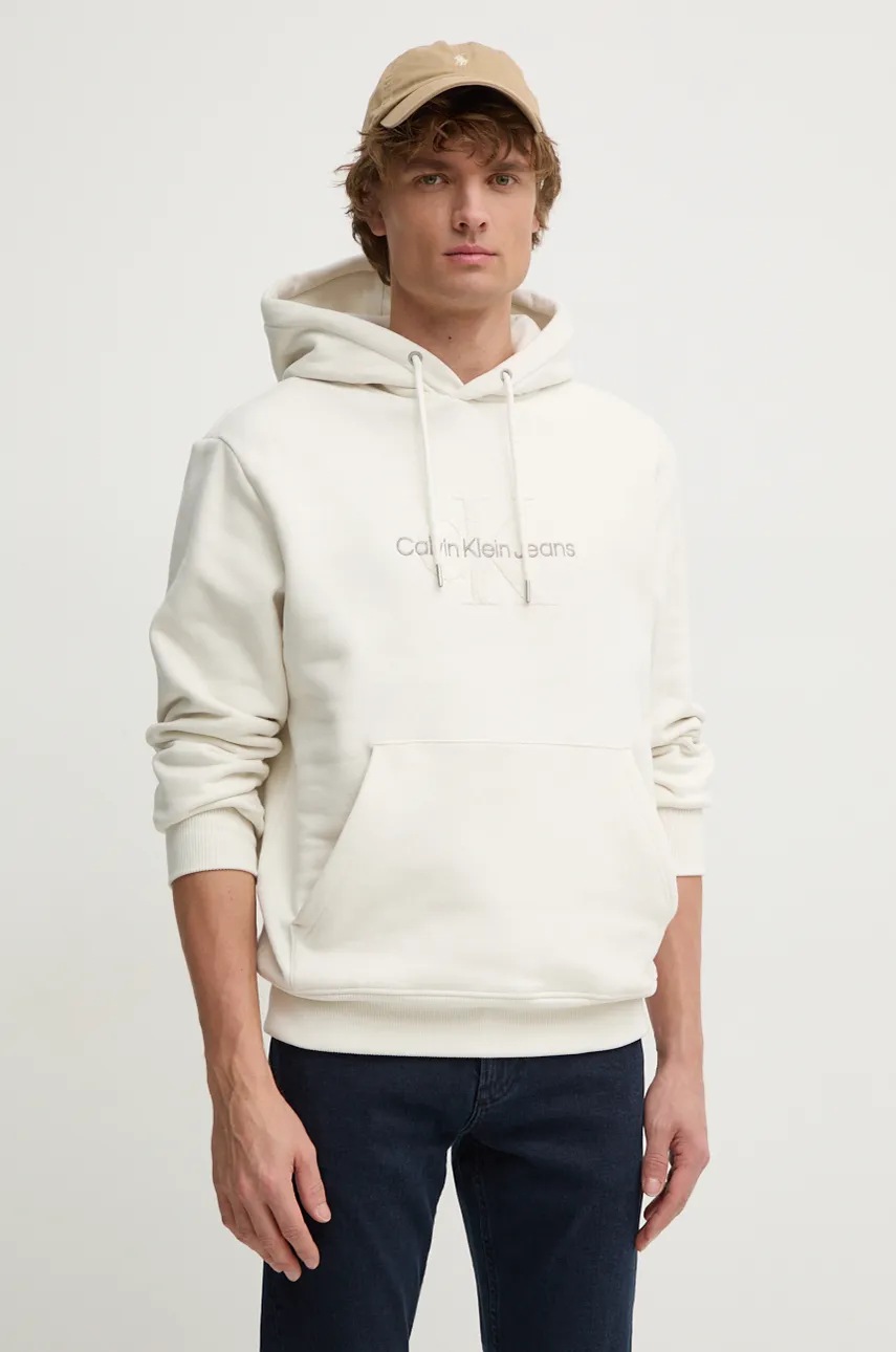 

Памучен суичър Calvin Klein Jeans в бежово с качулка с апликация J30J326637, Бежов