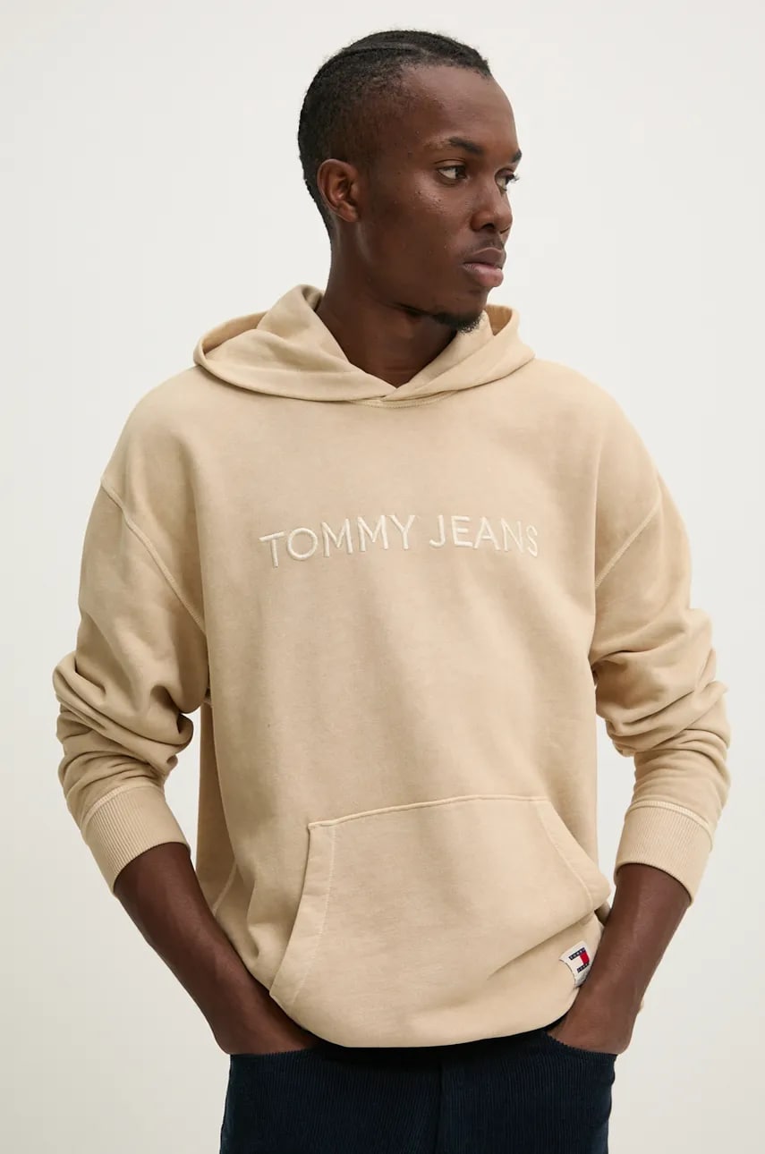 Tommy Jeans hanorac de bumbac barbati, culoarea bej, cu glugă, cu imprimeu, DM0DM19741 Tommy Jeans hanorac de bumbac barbati, culoarea bej, cu glugă, cu imprimeu, DM0DM19741