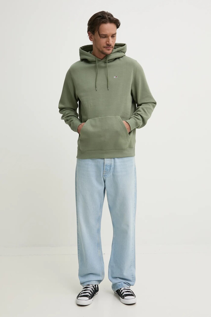 Кофта Tommy Jeans мужская цвет зелёный с капюшоном однотонная DM0DM20742 Кофта Tommy Jeans мужская цвет зелёный с капюшоном однотонная DM0DM20742
