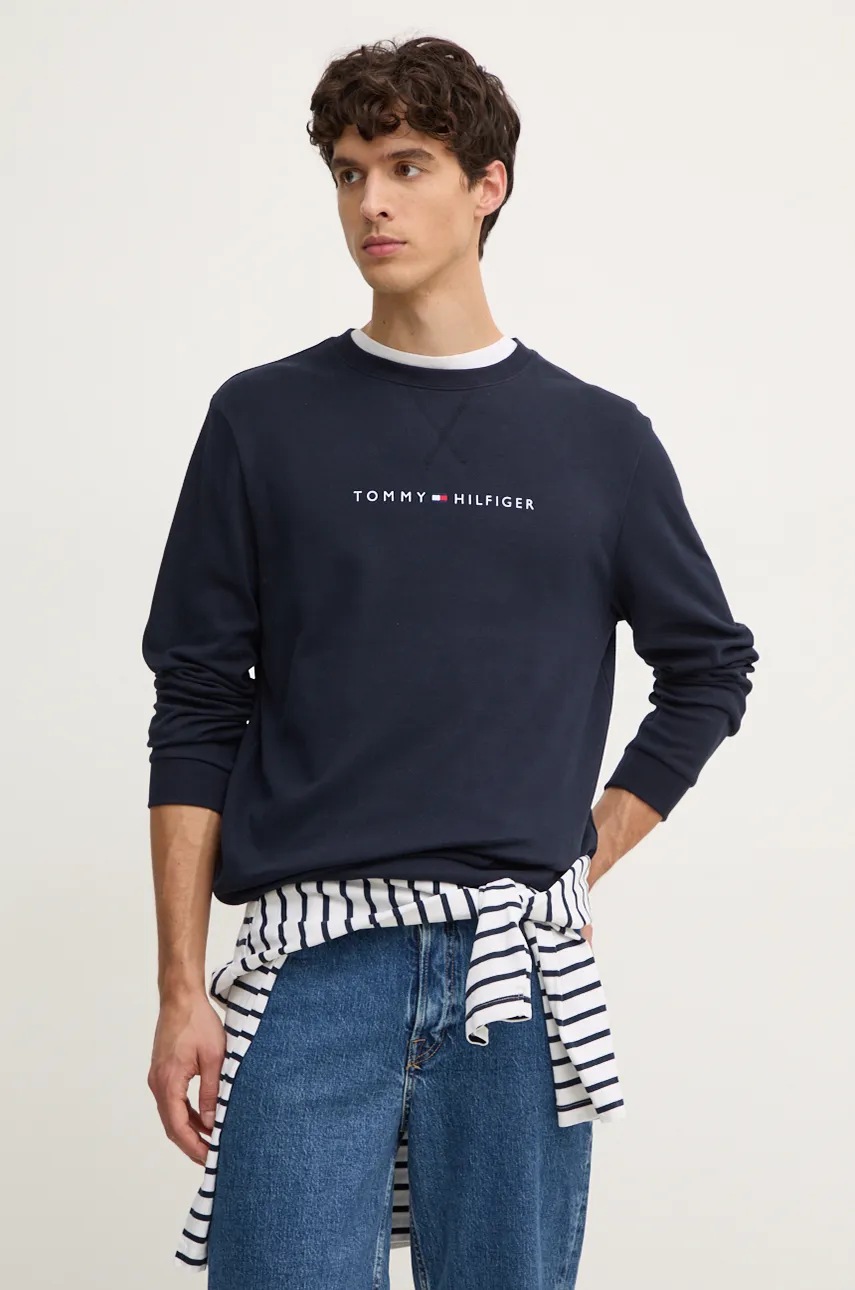 

Суичър Tommy Hilfiger в тъмносиньо с принт UM0UM03346, Тъмносин