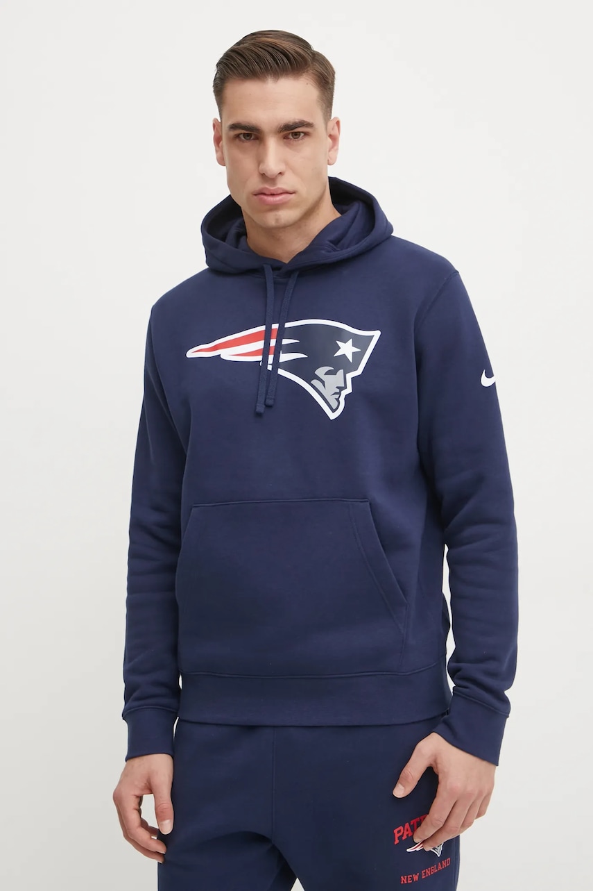 Nike bluza New England Patriots barbati, culoarea albastru marin, cu glugă, cu imprimeu, NKDK-41S-8K-N09 Nike bluza New England Patriots barbati, culoarea albastru marin, cu glugă, cu imprimeu, NKDK-41S-8K-N09